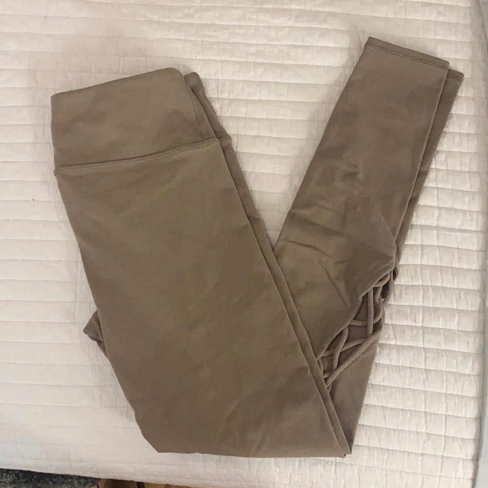 Alo leggings